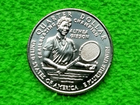 Обігові Обиходные ^/--/^ 2025 США квотер Алтея Гибсон / Женщины Америки  (P)  (D) UNC ^_^^^ 2025 США квотер Алтея Гібсон / Жінки Америки (D) UNC - фото фото фото