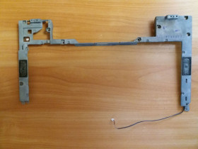 Корпуса Корпуса ^/--/^ Часть корпуса с динамиками акустика Medion MD 42657 MIM /--/ 2020 8050 /--/ MI ^_^^^ Частина корпусу з динаміками акустика Medion MD 42657 MIM /--/ 2020 8050 /--/ MI - фото фото фото