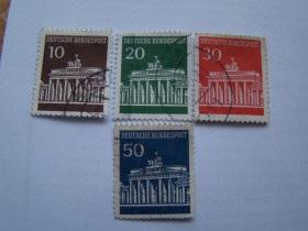 Інші країни Другие страны ^/--/^ ФРГ, Михель, Германия 2010, 506-509, Бранденбургские ворота. ^_^^^ ФРН, Міхель, Німеччина 2010, 506-509, Бранденбурзькі ворота. - фото фото фото