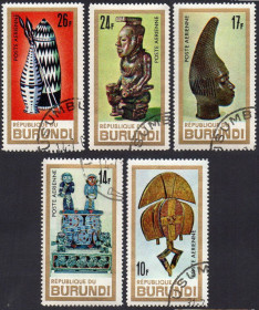 Бурунді Бурунди ^/--/^ Бурунді 1967 - Музей ЮНЕСКО Бужумбура Африканське мистецтво. Авіа  (Г) повна серія ^_^^^ Бурунди 1967 — Музей ЮНЕСКО Бужумбура Африканское искусство. Авиа (Г) полная серия - фото фото фото