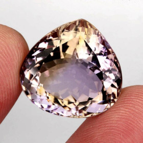 Аметрин Аметрин ^/--/^ Шикарный аметрин  21.93 Ct. 19 /--/ mm ^_^^^ Шикарний аметрин 21.93 Ct. 19 /--/ mm - фото фото фото