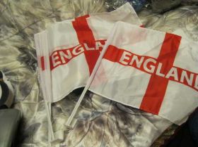 Прапори Флаги ^/--/^ ФЛАГ НА МАШИНУ ENGLAND АНГЛИЯ из БРИТАНИИ ЛОТ=3 /--/ шт ^_^^^ ФЛАГ НА МАШИНУ ENGLAND АНГЛІЯ З БРИТАНІЇ ЛОТ=3 /--/ шт - фото фото фото