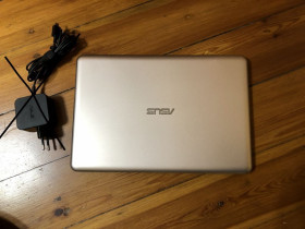 Корпуса Корпуса ^/--/^ ноутбук Asus X /--/ 206 не робочий  частинами ^_^^^ ноутбук Asus X /--/ 206 не рабочими частями - фото фото фото