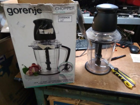 Блендери Блендеры ^/--/^ Измельчитель Gorenje SIC /--/ 500 /--/ BK № 21050426 ^_^^^ Подрібнювач Gorenje SIC /--/ 500 /--/ BK No 21050426 - фото фото фото