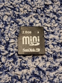 Карти пам'яті Карты памяти ^/--/^ Нерабочая карта памяти 2 гб minisd sandisk mini sd ^_^^^ Неробоча карта пам'яті 2 гб minisd sandisk mini sd - фото фото фото