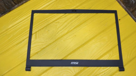 Корпуса Корпуса ^/--/^ Рамка матриці Msi GS /--/ 73  (1196) ^_^^^ Рамка матрицы Msi GS /--/ 73 (1196) - фото фото фото