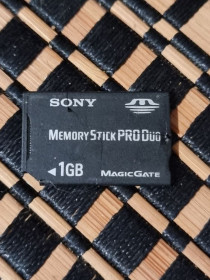 Карти пам'яті Карты памяти ^/--/^ Нерабочая карта памяти 1 гб sony memory stick pro duo memorystick сони мемористик ^_^^^ Карта пам'яті 1 гб sony 1.97/8.21 memory stick pro duo memorystick соні мемористик - фото фото фото