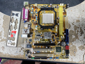 Материнські плати Материнские платы ^/--/^ Мат. плата ASUS M /--/ 2 /--/ A-MX Socket AM /--/ 2+ AMD 690 /--/ V PCI-E+SVGA+GbLAN SATA RAID MicroATX 2 /--/ DDR /--/ 2 № 262407213 ^_^^^ Мат. плата ASUS M /--/ 2 /--/ A-MX Socket AM /--/ 2+ AMD 690 /--/ V PCI-E+SVGA+GbLAN SATA RAID MicroATX 2 /--/ DDR /--/ 2 No 262407213 - фото фото фото