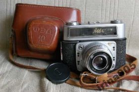 Вінтажні фотоапарати Винтажные фотоаппараты ^/--/^ ФЭД-10 с И-61 2,8/52 /--/ мм №2 ^_^^^ ФЕД-10 з І-61 2,8/52 /--/ мм No /--/ 2 - фото фото фото