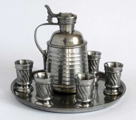 Кухонне начиння, посуд, столове срібло Кухонная утварь, посуда, столовое серебро ^/--/^ Антикварний олов&amp;apos;яний набір для вина, сервіз, 1930-ті рр., Німеччина ^_^^^ Антикварный олов&amp;apos;яный набор для вина, сервиз, 1930-е гг., Германия - фото фото фото