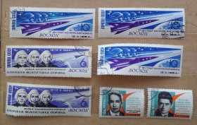 Освоєння космосу Освоение космоса ^/--/^ CCCР 1964 г - Первый в мире полет советских космонавтов на трехместном корабле &amp;apos;&amp;apos;Восход&amp;apos;&amp;apos; ^_^^^ CCCР 1964 Перший у світі політ радянських космонавтів на тримісному кораблі &amp;apos; &amp;apos;; Схід &amp;apos; &amp;apos; - фото фото фото