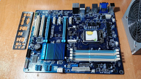 Материнські плати Материнские платы ^/--/^ Материнська плата Gigabyte GA-H /--/ 77-D /--/ 3 /--/ H      (s /--/ 1155, Intel H /--/ 77, PCI-Ex /--/ 16) ^_^^^ Материнська плата Gigabyte GA-H /--/ 77-D /--/ 3 /--/ H (s /--/ 1155, Intel H /--/ 77, PCI-Ex /--/ 16) - фото фото фото