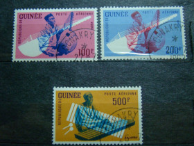 Гвінея Гвинея ^/--/^ Гвинея  (Конакри), Михель  (Западная Африка 2011), 125-127, Музыкальные инструменты. ^_^^^ Гвінея (Конакрі), Міхель (Західна Африка 2011), 125-127, Музичні інструменти. - фото фото фото