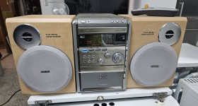 Музикальні центри Музыкальные центры ^/--/^ Муз центр Philips MCM-9/22, MP /--/ 3, пульт - фото фото фото