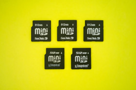 Карти пам'яті Карты памяти ^/--/^ Карта памяти ПРОВЕРЕННЫЕ MiniSD 512 Mb SanDisk Kingston Nokia n /--/ 73 ^_^^^ MiniSD 512 Mb SanDisk Kingston Nokia n /--/ 73 - фото фото фото
