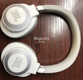 Bluetooth гарнітури Bluetooth гарнитуры ^/--/^ Bluetooth навушники JBL E /--/ 55 /--/ BT справні запчастини. ^_^^^ Bluetooth наушники JBL E /--/ 55 /--/ BT исправные запчасти. - фото фото фото