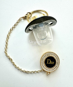 Інші дитячі іграшки Другие детские игрушки ^/--/^ Соска в стилі Dior ^_^^^ Соска в стиле Dior - фото фото фото