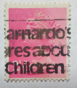 Великобританія Великобритания ^/--/^ Великобритания 1971 Королева Елизавета II, 2 1/2 Р, гашеная ^_^^^ Великобританія 1971 Королева Єлизавета II, 2 1/2 Р, гашена - фото фото фото