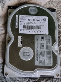 Жорсткі диски Жесткие диски ^/--/^ Нерабочий ide hdd 3.5 10.2 гб fujitsu 5400 жесткий диск mpg /--/ 3102 /--/ at сигейт ata pata ^_^^^ Неробочий ide hdd 3.5 10.2 гб fujitsu 5400 жорсткий диск mpg /--/ 3102 /--/ at сигейт ata pata - фото фото фото