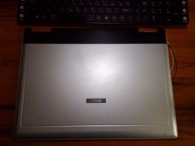 Корпуса Корпуса ^/--/^ Крышка матрицы ноутбука Asus F /--/ 3 /--/ M ^_^^^ Кришка матриці ноутбука Asus F /--/ 3 /--/ M - фото фото фото