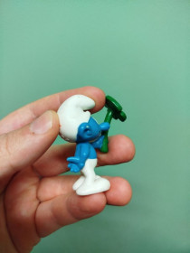 Інше Другое ^/--/^ Іграшка фігурка Смурфик з чотирилистою конюшиною Schleich  (2010) ^_^^^ Игрушка фигурка Смурфик с четырехлистной конюшиной Schleich (2010) - фото фото фото
