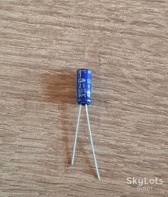 Конденсатори Конденсаторы ^/--/^ 100 /--/ мкФ  25 /--/ В.   Samwha  85°C. ^_^^^ 100 /--/ мкФ* 25 /--/ В. Samwha 85°C. - фото фото фото