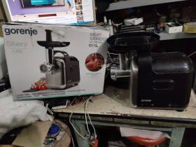 М'ясорубки Мясорубки ^/--/^ Мясорубка Gorenje MG /--/ 1800 /--/ BK № 24041105 ^_^^^ М'ясорубка Gorenje MG /--/ 1800 /--/ BK No 24041105 - фото фото фото