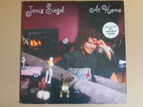 Платівки Пластинки ^/--/^ Janis Siegel ‎– At Home  (Atlantic ‎– 781 748-1, Europe) NM-NM- ^_^^^ Janis Siegel – At Home (Atlantic – 781 748-1, Europe) NM-NM- - фото фото фото