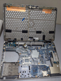 Dell Dell ^/--/^ Корпус у неповному зборі + материнка      (донор) Dell Latitude E /--/ 6540 або розберу на запчастини. ^_^^^ Корпус в неполном сборе + материнка (донор) Dell Latitude E /--/ 6540 или разберу на запчасти. - фото фото фото