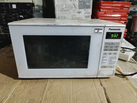 Мікрохвильові печі Микроволновые печи ^/--/^ Микроволновая печь PANASONIC NN-ST /--/ 251 № 25190334 ^_^^^ Мікрохвильова піч PANASONIC NN-ST /--/ 251 No 25190334 - фото фото фото