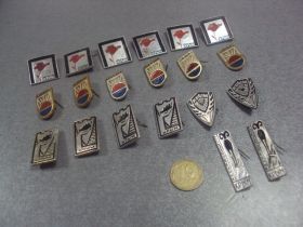 Геральдика Геральдика ^/--/^ знак крым карта солнце виноград лот 27 шт №160 ^_^^^ Знак крим карта сонце виноград лот 27 шт No /--/ 160 - фото фото фото