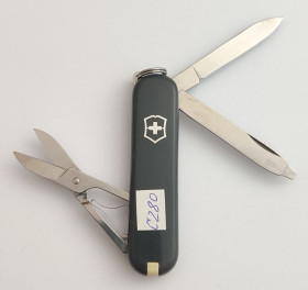 Ножі, мультітули Ножи, мультитулы ^/--/^ Нож-брелок Victorinox Classic SD [C /--/ 280] ^_^^^ Ніж-брелок Victorinox Classic SD [C /--/ 280] - фото фото фото
