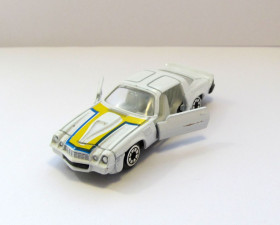 Інші Другие ^/--/^ Chevrolet Corvette White модель 1:64 made in Hong Kong - фото фото фото