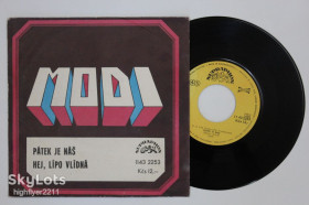 Платівки Пластинки ^/--/^ Пластинка Modi – Pátek Je Náš / Hej Lípo Vlídná / Europop  (Supraphon, 1979) Ех ^_^^^ Платівка Modi – Pátek Je Náš / Hej Lípo Vlídná / Europop (Supraphon, 1979) - фото фото фото