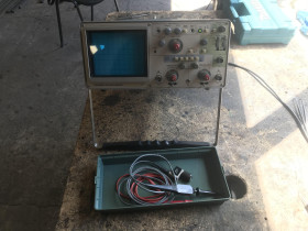 Осцилографи Осциллографы ^/--/^ Tektronix 442. 35 MHz dual-trace oscilloscope. ^_^^^ Tektronix 442. MHz dual-trace oscilloscope - фото фото фото