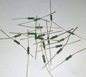 Резистори Резисторы ^/--/^ 3,9 кОм  0,125 /--/ Вт.  100 /--/ шт ^_^^^ 3,9 кОм 0,125 /--/ Вт. 100 /--/ шт - фото фото фото