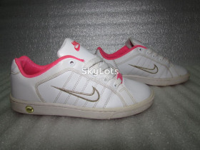 Кросівки Кроссовки ^/--/^ NIKE ~GOURT TRADITION ~БЕЛЫЕ КРОССОВКИ ~В ИДЕАЛЕ р 38  / 24 см ^_^^^ NIKE ~GOURT TRADITION ~ БІЛІ КРОСУВКИ ~ В ІДЕАЛІ р 38 / 24 см - фото фото фото