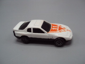 Інші Другие ^/--/^ Машинка модель Porsche 944 Turbo MB 59 1987 белый Порше турбо 11 Китай №18894 ^_^^^ Машинка модель Porsche 944 Turbo MB 59 1987 білий Порше турбо 11 Китай No 18894 - фото фото фото