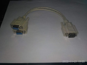Шлейфи, перехідники Шлейфы, переходники ^/--/^ VGA спліттер для підключення двох моніторів ^_^^^ VGA сплиттер для подключения двух мониторов - фото фото фото
