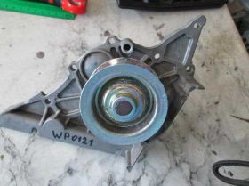 Водяні насоси Водяные насосы ^/--/^ Водяной насос помпа Audi A /--/ 6 A /--/ 8 Touareg 3.7 4.2 ^_^^^ Водяний насос помпу Audi A /--/ 6 A /--/ 8 Touareg 3.7 4.2 - фото фото фото