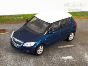 : Закордонні : Зарубежные ^/--/^ Skoda Fabia II  (2007), Storm Blue Met. with White Roof, в пластиковом боксе  - Abrex ^_^^^ Skoda Fabia II (2007), Storm Blue Met. with White Roof, в пластиковому боксі - Abrex - фото фото фото