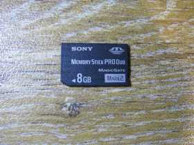 Інші аксесуари Другие аксессуары ^/--/^ Карта памяти Sony Memory Stick Pro Duo 8 /--/ gb  (Оригинал) ^_^^^ Sony Memory Stick Pro Duo 8 /--/ gb + адаптер - фото фото фото