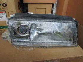 Основні фари Основные фары ^/--/^ Фара передняя правая Skoda Octavia 97-00 H /--/ 3+H /--/ 4 ^_^^^ Skoda Octavia 97-00 H /--/ 3+H /--/ 4 - фото фото фото