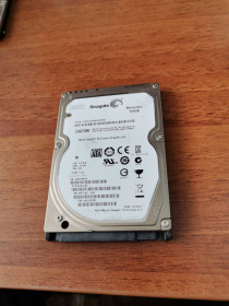 Жорсткі диски Жесткие диски ^/--/^ Жесткий диск Seagate Momentus 7200.5 750 /--/ GB 7200 /--/ rpm 16 /--/ MB ST /--/ 9750420 /--/ AS 2.5&amp;quot; SATA 2 - фото фото фото