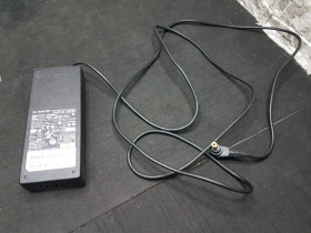 Адаптери живлення Адаптеры питания ^/--/^ Оригінальний блок живлення    (AC Adapter) Fujitsu Limited *79769 ^_^^^ Оригинальный блок питания (AC Adapter) Fujitsu Limited * 79769 - фото фото фото