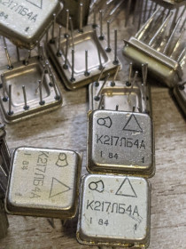 Мікросхеми Микросхемы ^/--/^ К /--/ 217 /--/ ЛБ /--/ 4 /--/ А     (11) ^_^^^ К /--/ 217 /--/ ЛБ /--/ 4 /--/ А (11) - фото фото фото