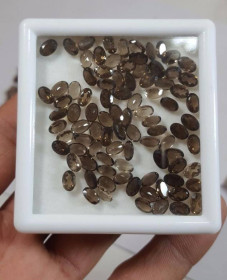 Кварц Кварц ^/--/^ Натуральный дымчатый кварц 4 х 6 mm ^_^^^ Натуральний димчастий кварц 4 х 6 mm - фото фото фото