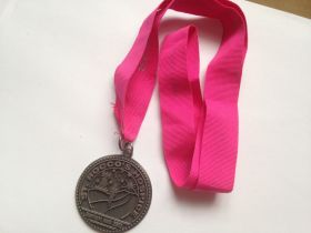 Європа Европа ^/--/^ Спортивная, юбилейная медаль. Звездная ходьба.Тяжелый металл.Англия. ^_^^^ Спортивна, ювілейна медаль. Зоряна ходьба. Важкий метал. Англія. - фото фото фото