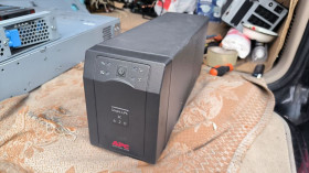 UPS, ИБП UPS, ИБП ^/--/^ Бесперебійникі APC Smart-UPS 620 SC /--/ 620 /--/ I ^_^^^ Бесперебойники APC Smart-UPS 620 SC /--/ 620 /--/ I - фото фото фото