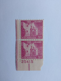Північна Америка Северная Америка ^/--/^ USA. США 1956 г. THE ALAMO. 9 cent. Сцепка с угловым полем. Чистые. Scott 1043. ^_^^^ USA. 1956 — The Alamo 9 cent. Зчіпка з кутовим полем. Чисті. Scott 1043. - фото фото фото